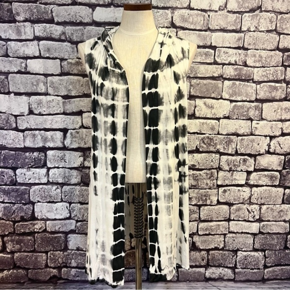 Saint Tropez West Black & White Sleeveless Duster Size Small